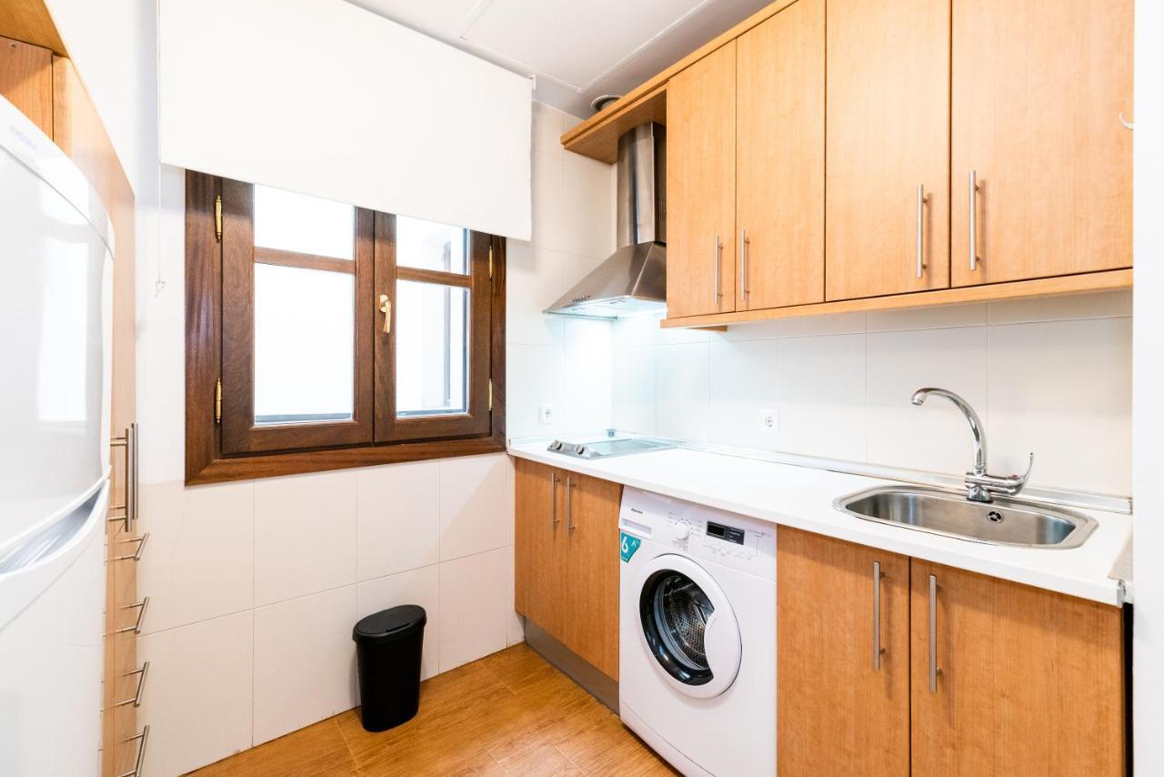 Piso Junto A Mercado De San Agustin Y Catedral En غرناطة المظهر الخارجي الصورة